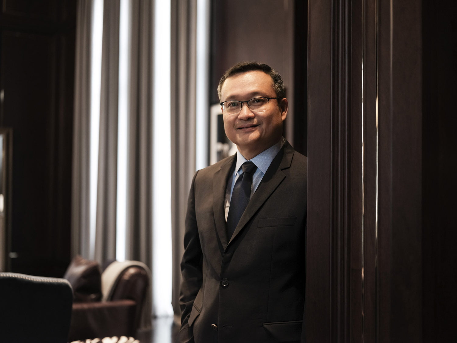 “Sansiri COO Confident in 40-50% Profit Growth: Luxury Project Sales Driving Success in Thai Real Estate Market”